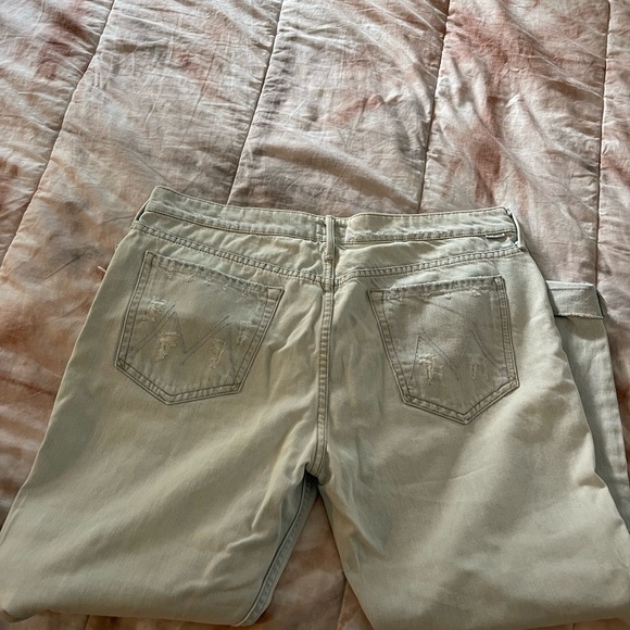 MOTHER Denim The Dropout Fray Jeans in Get Blondie Rinse - Picture 5 of 5